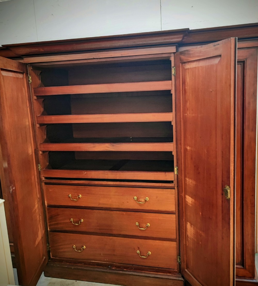 Superb Regency mahogany four door breakfront wardrobe View III