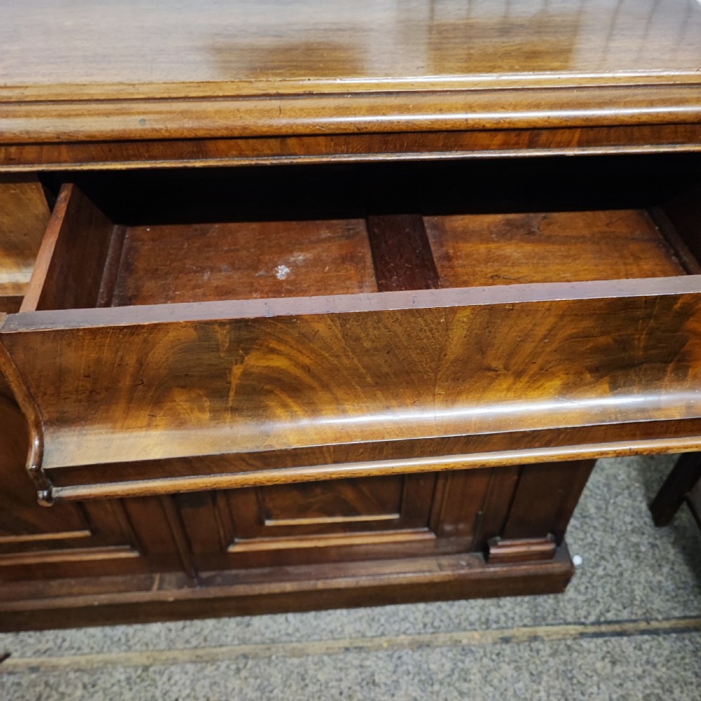 Victorian mahogany side cabinet View IV