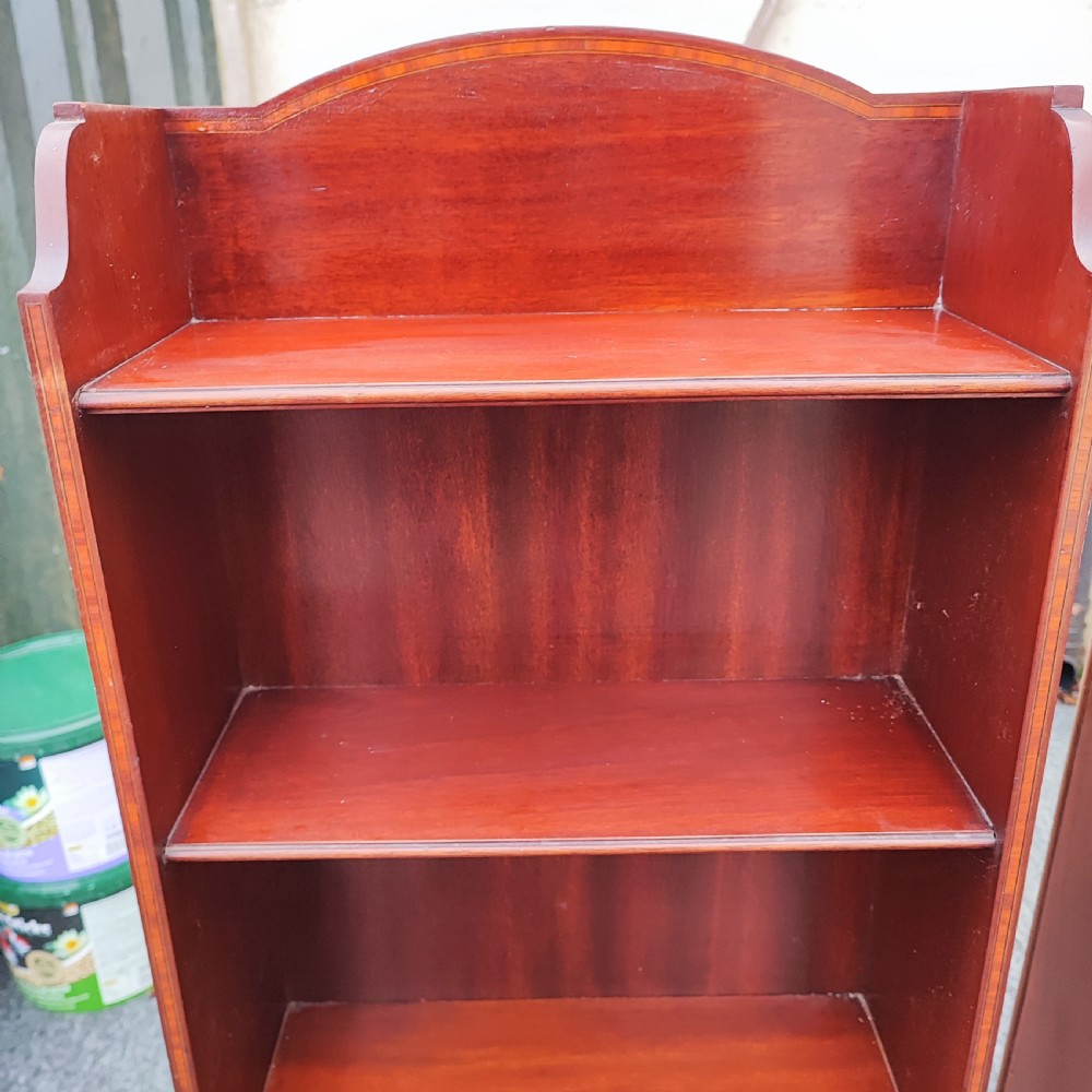 Edwardian pair of mahogany  open bookcases View X