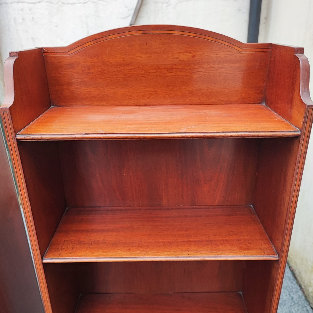 Edwardian pair of mahogany  open bookcases View XII