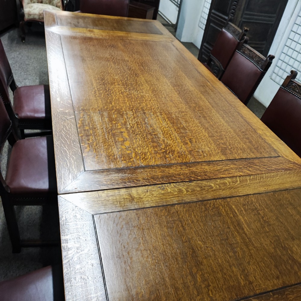 Superb oak dining table and 8 matching chairs View III