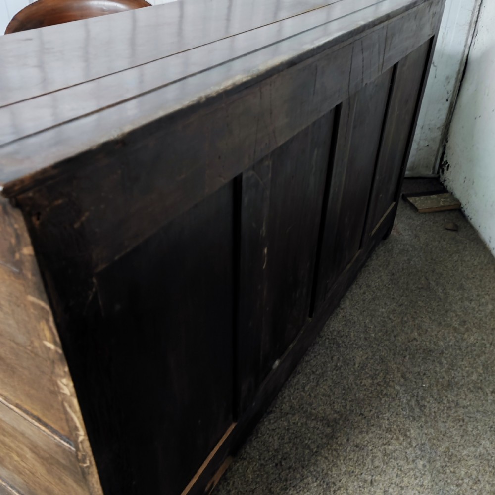 Georgian oak dresser base  View VI