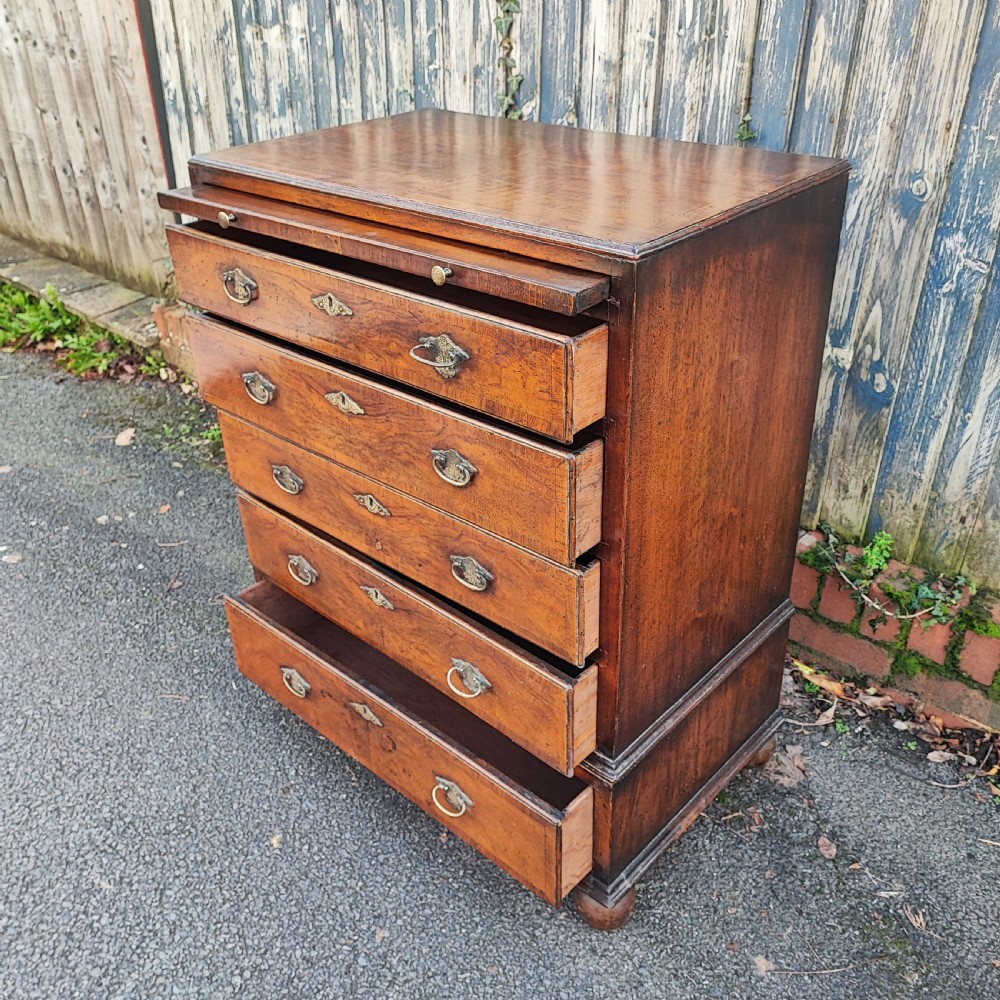 Fine Antique walnut  chest of drawers  View IV