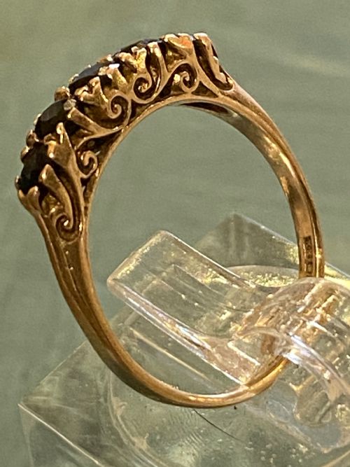 ANTIQUE SAPPHIRE RING - ADDITIONAL PHOTO 1