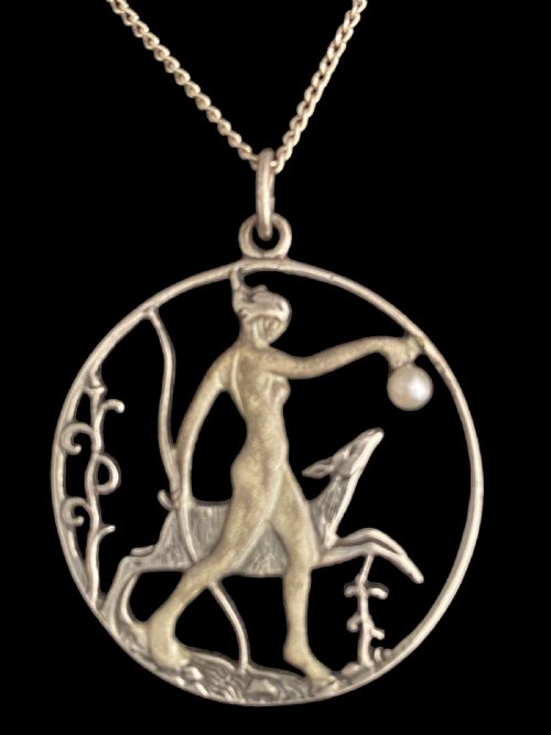 art deco silver pendantnecklace - CATEGORY: ANTIQUE JEWELLERY - DATED 1930