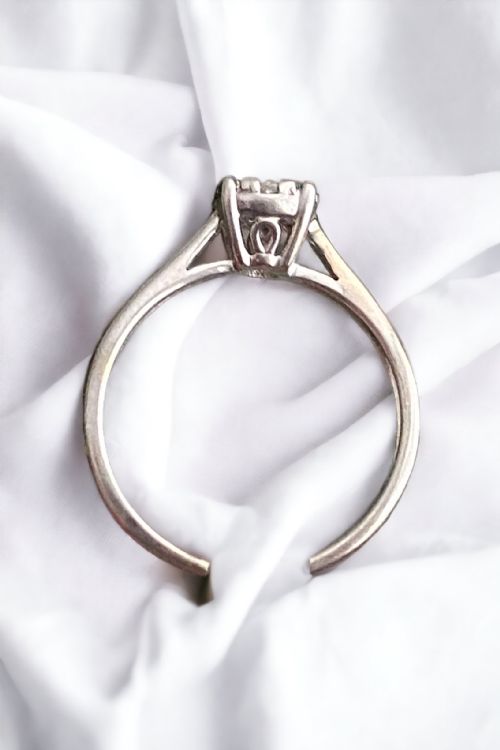 WHITE GOLD AND DAISY DIAMOND RING - ADDITIONAL PHOTO 4
