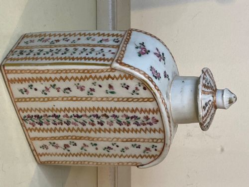 ANTIQUE 18TH CENTURY CHINESE TEA CADDY - ADDITIONAL PHOTO 3