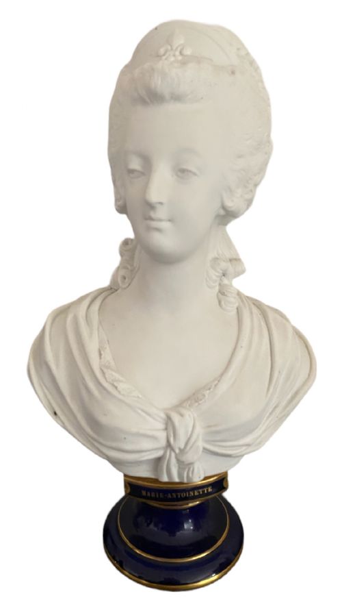 SEVRES PORCELAIN BUST OF MARIE ANTOINETTE - ADDITIONAL PHOTO 6