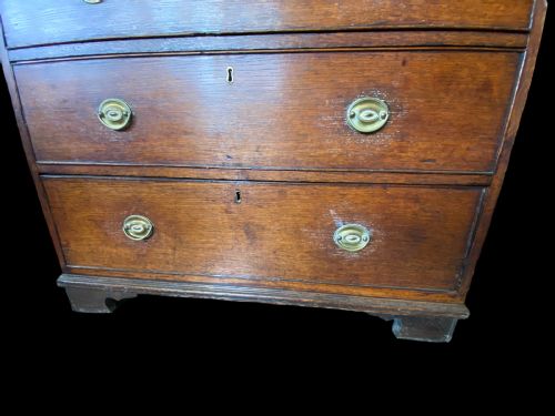 SMALL 18TH CENTURY OAK CHEST OF DRAWERS - ADDITIONAL PHOTO 5