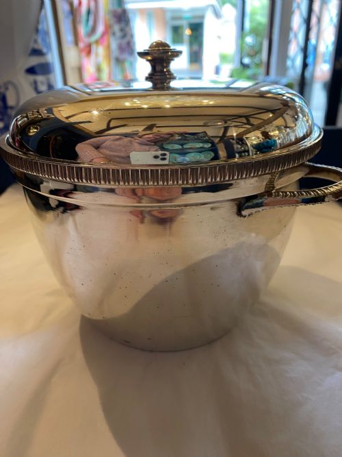 garrards silverplate lidded ice bucket - CATEGORY: ANTIQUE SILVER - DATED 1960