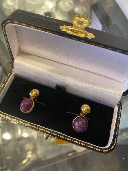 vintage cufflinks 14ct gold and eleven and half carat rubies - CATEGORY: ANTIQUE JEWELLERY - DATED 1960