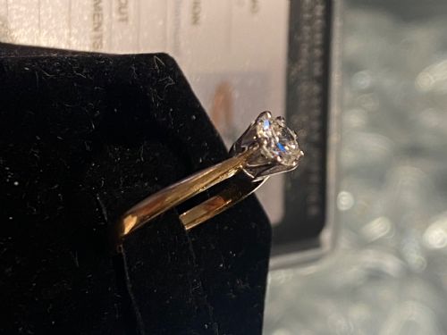 ANTIQUE DIAMOND SOLITAIRE RING - ADDITIONAL PHOTO 2