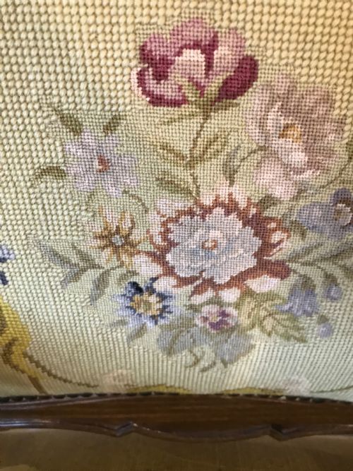 ANTIQUE FRENCH SALON CHAIR PETIT POINT TAPESTRY - ADDITIONAL PHOTO 3