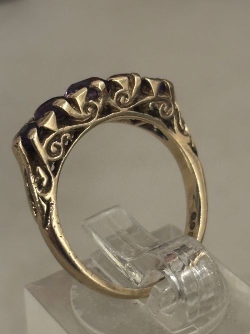 AMETHYST FIVE STONE GOLD RING - ADDITIONAL PHOTO 3