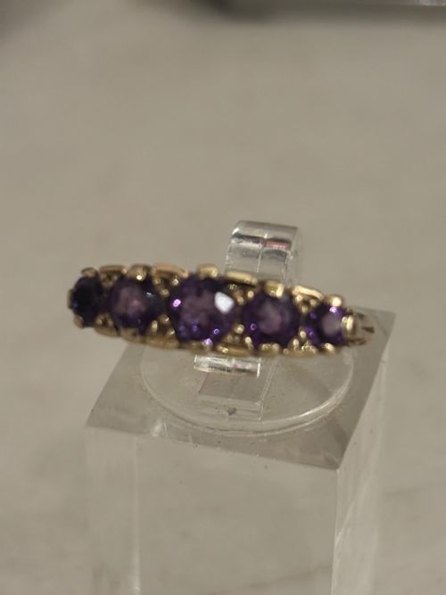 AMETHYST FIVE STONE GOLD RING - ADDITIONAL PHOTO 7