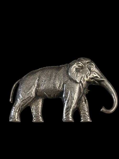 ANTIQUE ELEPHANT BROOCH - ADDITIONAL PHOTO 4