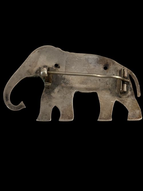 ANTIQUE ELEPHANT BROOCH - ADDITIONAL PHOTO 5