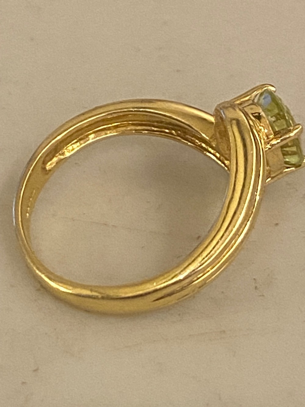 Vintage 18ct gold and chrysoberyl dress ring View IV