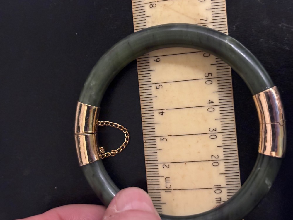 Antique Nephrite Jade bangle View V