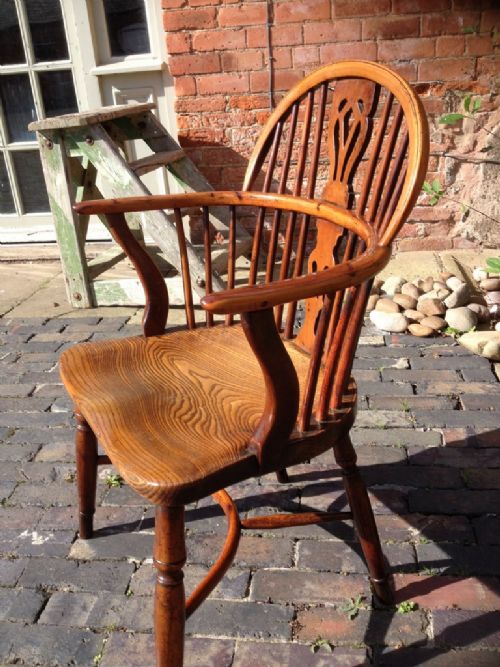 fig 1. Yew Wood Windsor Chair