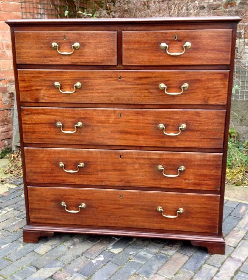 George III Mahogany Chest of Drawers