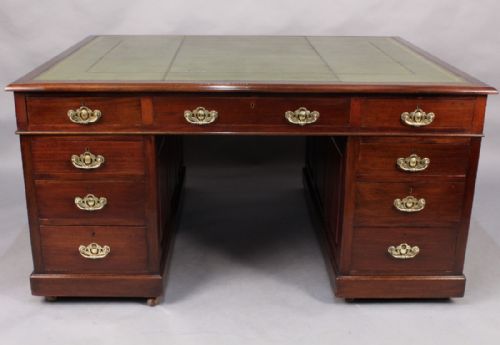 Victorian Mahogany Partners' Desk