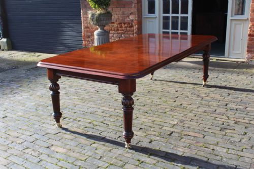 Mahogany Extending Dining Table