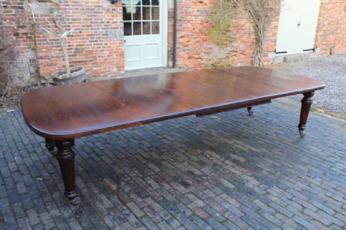 Large Oak Extending Dining Table