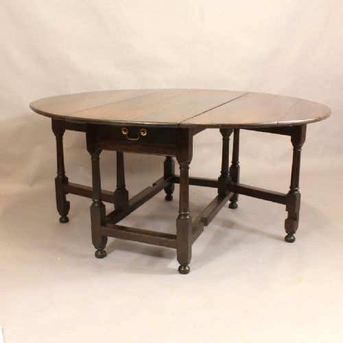 Large, Late Seventeenth Century Oak Gateleg Table.