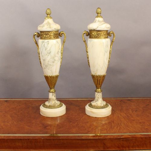 Pair of Marble Cassoulettes