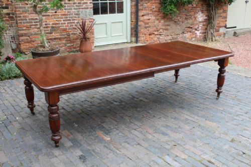 Late Nineteenth Century Walnut Dining Table