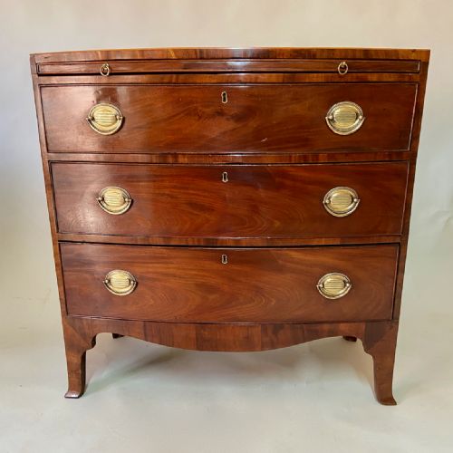 Mahogany Bow Front Bachelor's Chest