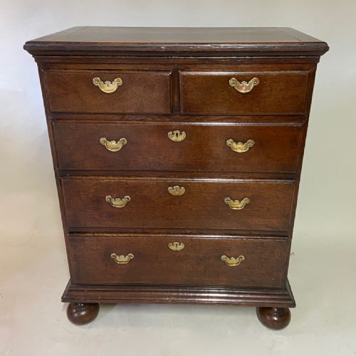 Early Eighteenth Century Oak Chest of Drawers