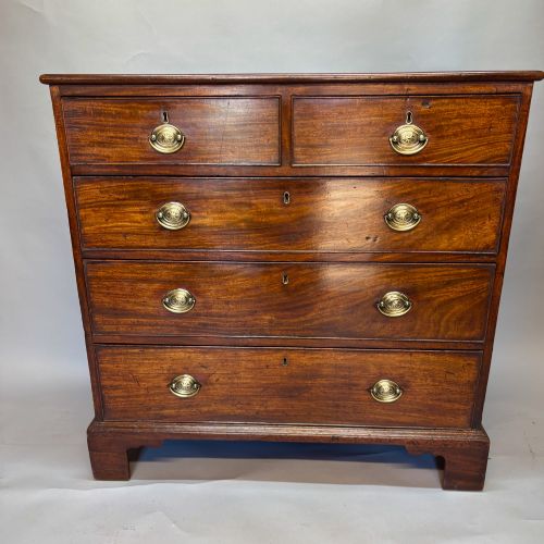 George III Mahogany Chest of Drawers.