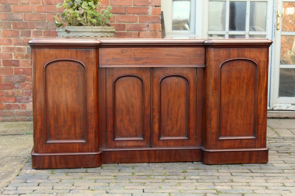 Victorian Mahogany Four Door Sideboard