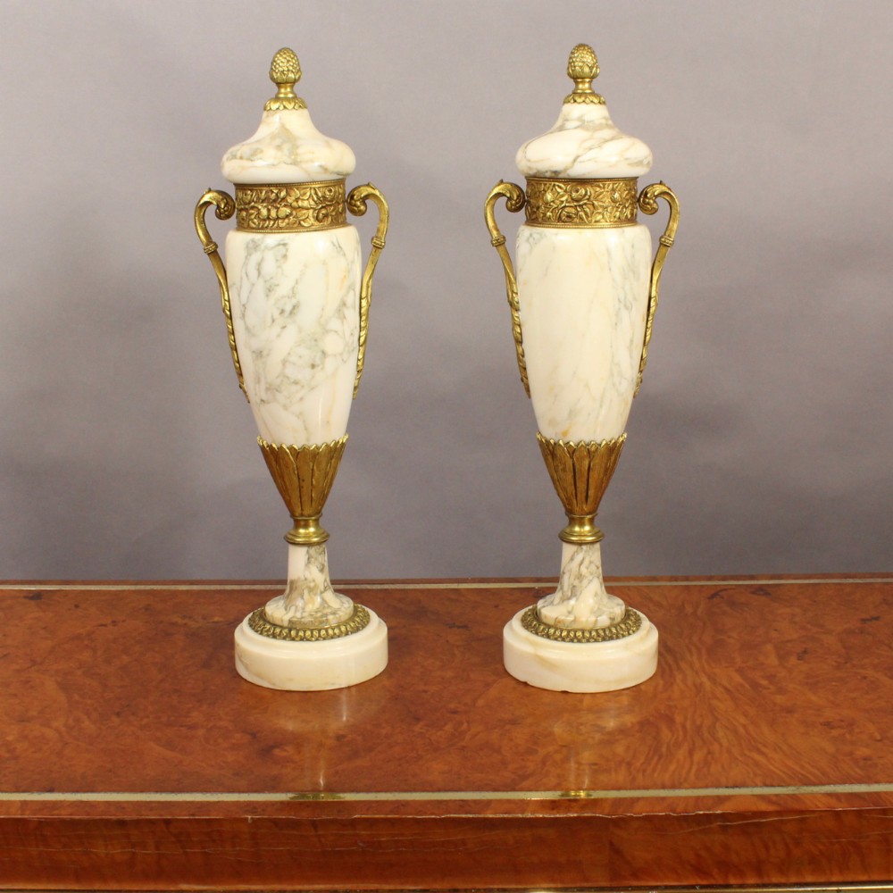 Pair of Marble Cassoulettes