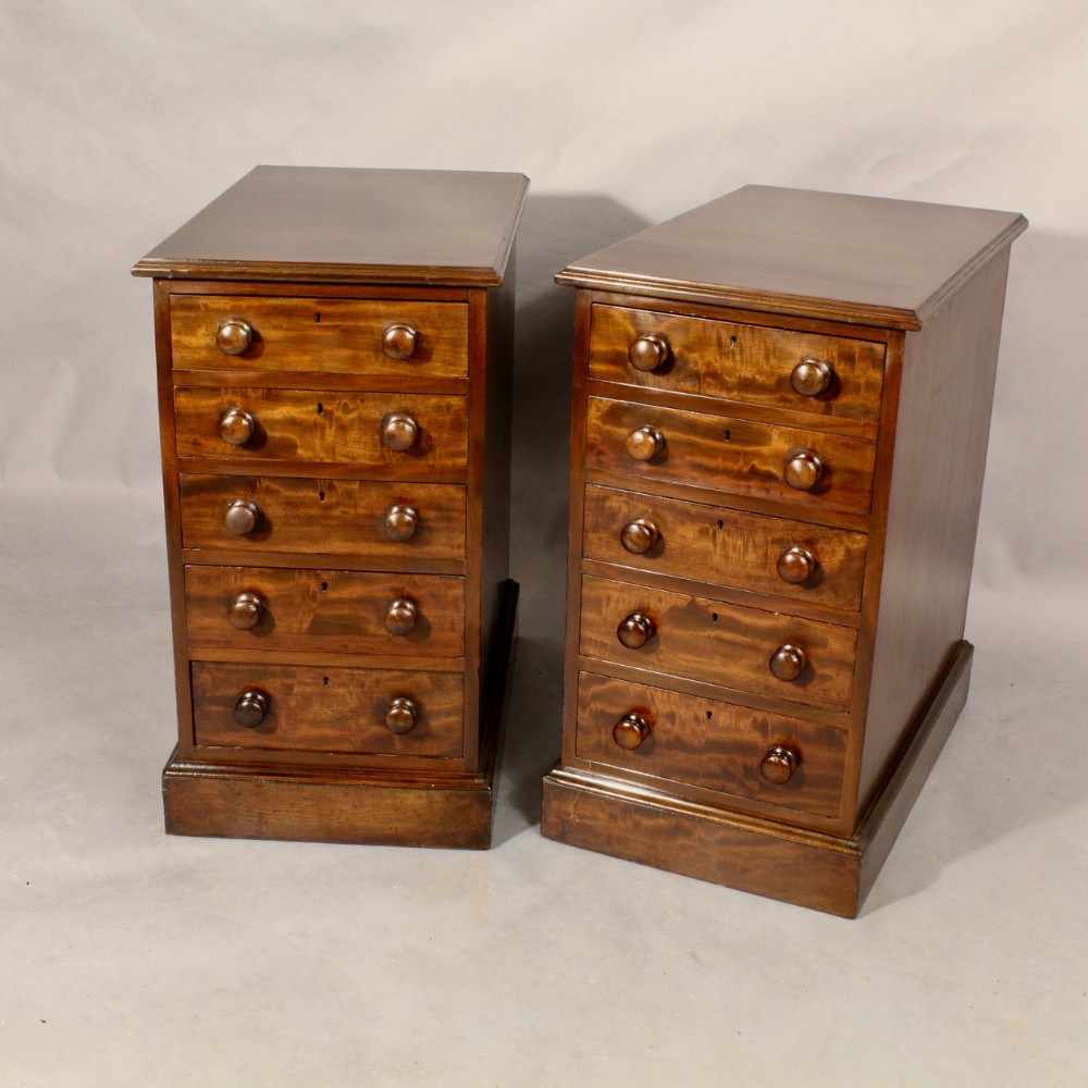 Pair of Bedside Chests