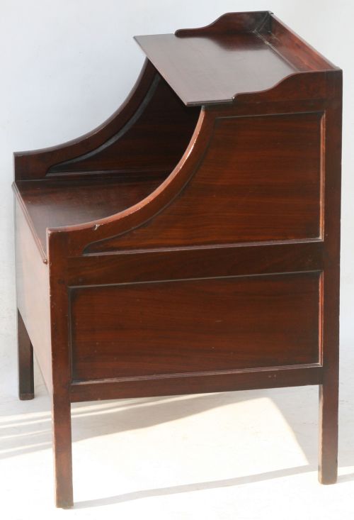 A GEORGE III MAHOGANY STEP COMMODE CIRCA 1800 - ADDITIONAL PHOTO 2