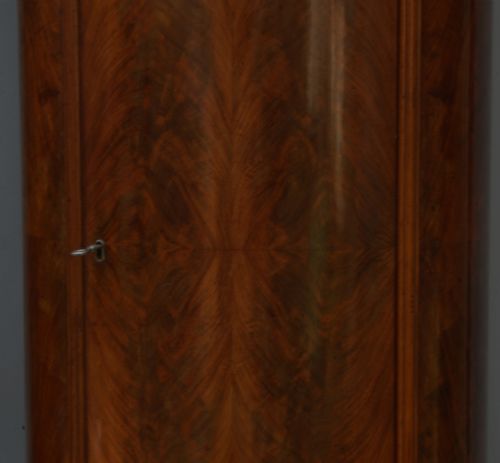 A PAIR OF DANISH BIEDERMEIER MAHOGANY OVAL PEDESTAL CABINETS - ADDITIONAL PHOTO 7
