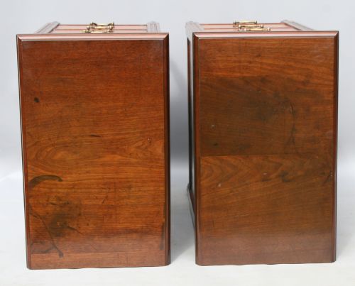 A PAIR OF LATE VICTORIAN BEDSIDE CHESTS BY JAMES SHOOLBRED ADAPTED - ADDITIONAL PHOTO 5