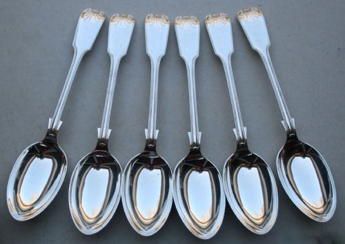 A SET OF 6 GEORGE V SILVER TABLE SPOONS