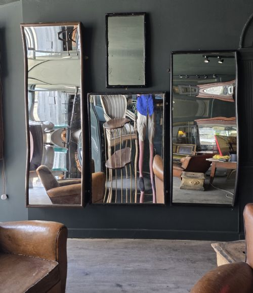 SET OF FOUR ORIGINAL GLASS CIRCUS MIRRORS - ADDITIONAL PHOTO 2