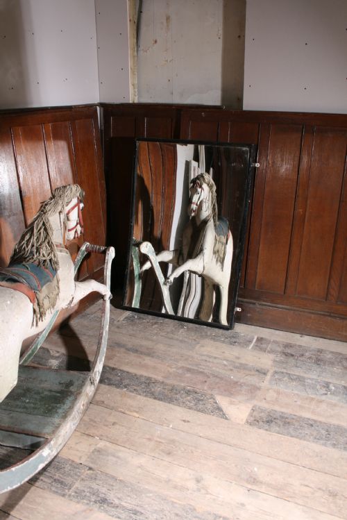 19TH CENTURY ROCKING HORSE IN ORIGINAL PAINT - ADDITIONAL PHOTO 1