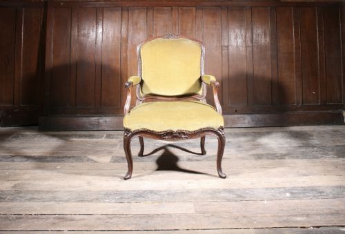 WALNUT 18TH CENTURY ARMCHAIR - ADDITIONAL PHOTO 3
