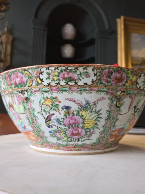 CANTONESE FAMILLE ROSE PUNCH BOWL 1800S