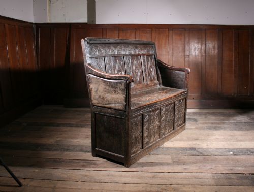 ANTIQUE OAK SETTLE ENGLAND 1600S - ADDITIONAL PHOTO 1