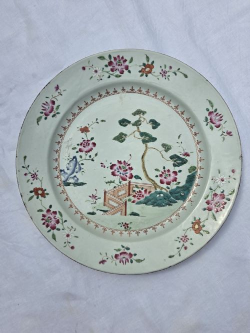 QIANLONG FAMILLE ROSE PORCELAIN CHARGER OR PLATE CHINESE EXPORT 1750S - ADDITIONAL PHOTO 8
