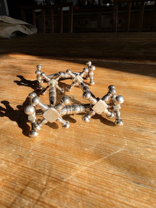 SET OF FOUR GEORGIAN SOLID SILVER KNIFE RESTS HALLMARKED LONDON 1831 - ADDITIONAL PHOTO 2