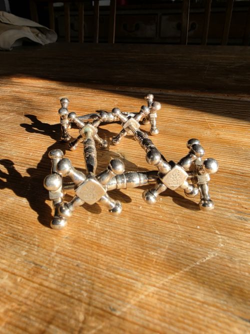 SET OF FOUR GEORGIAN SOLID SILVER KNIFE RESTS HALLMARKED LONDON 1831 - ADDITIONAL PHOTO 6