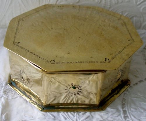 Antique Dutch or English Georgian Octagonal Brass Tobacco or Table Snuff Box
